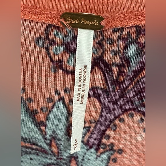 Free People Maui Wowie Printed Knit Flutter Sleeve Boho Top Size Small - Picture 9 of 9